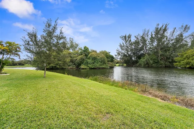 $444,900 | 3056 Deer Creek Lake Shore Drive, Unit 3056, Deerfield Beach, FL 33442