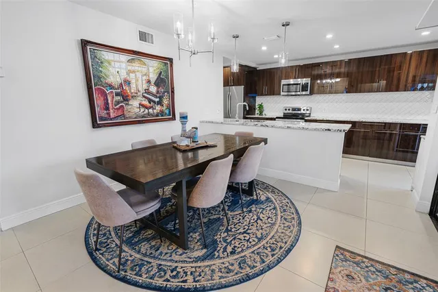 $444,900 | 3056 Deer Creek Lake Shore Drive, Unit 3056, Deerfield Beach, FL 33442