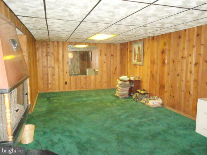 539 Woodside Road Pikesville, MD 21208 - Photo 10 of 19 Family Room