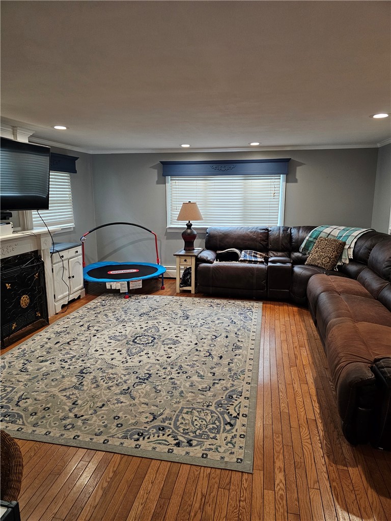 76 Ford Avenue Oneonta, NY 13820 - Photo 11 of 33 Family room