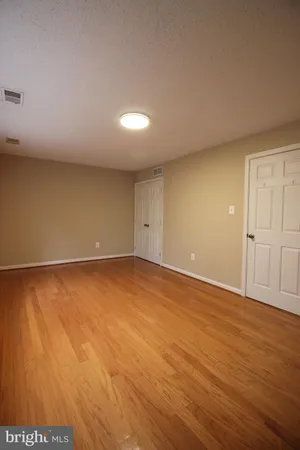 $3,400 | 234 East Juniper Avenue, Sterling, VA 20164