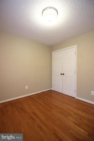 $3,400 | 234 East Juniper Avenue, Sterling, VA 20164