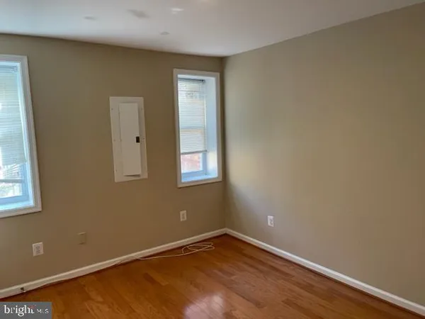 $3,400 | 234 East Juniper Avenue, Sterling, VA 20164