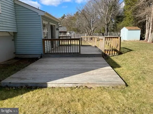 $3,400 | 234 East Juniper Avenue, Sterling, VA 20164