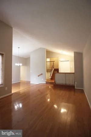 $3,400 | 234 East Juniper Avenue, Sterling, VA 20164