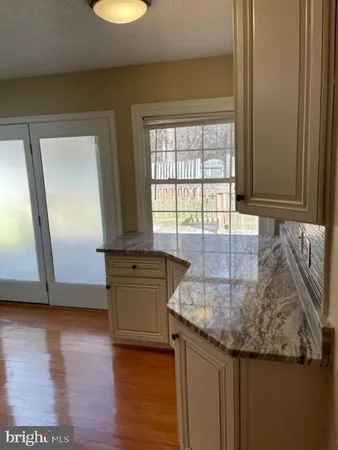 $3,400 | 234 East Juniper Avenue, Sterling, VA 20164