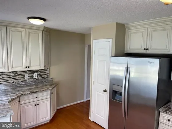 $3,400 | 234 East Juniper Avenue, Sterling, VA 20164