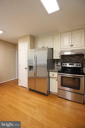 $3,400 | 234 East Juniper Avenue, Sterling, VA 20164