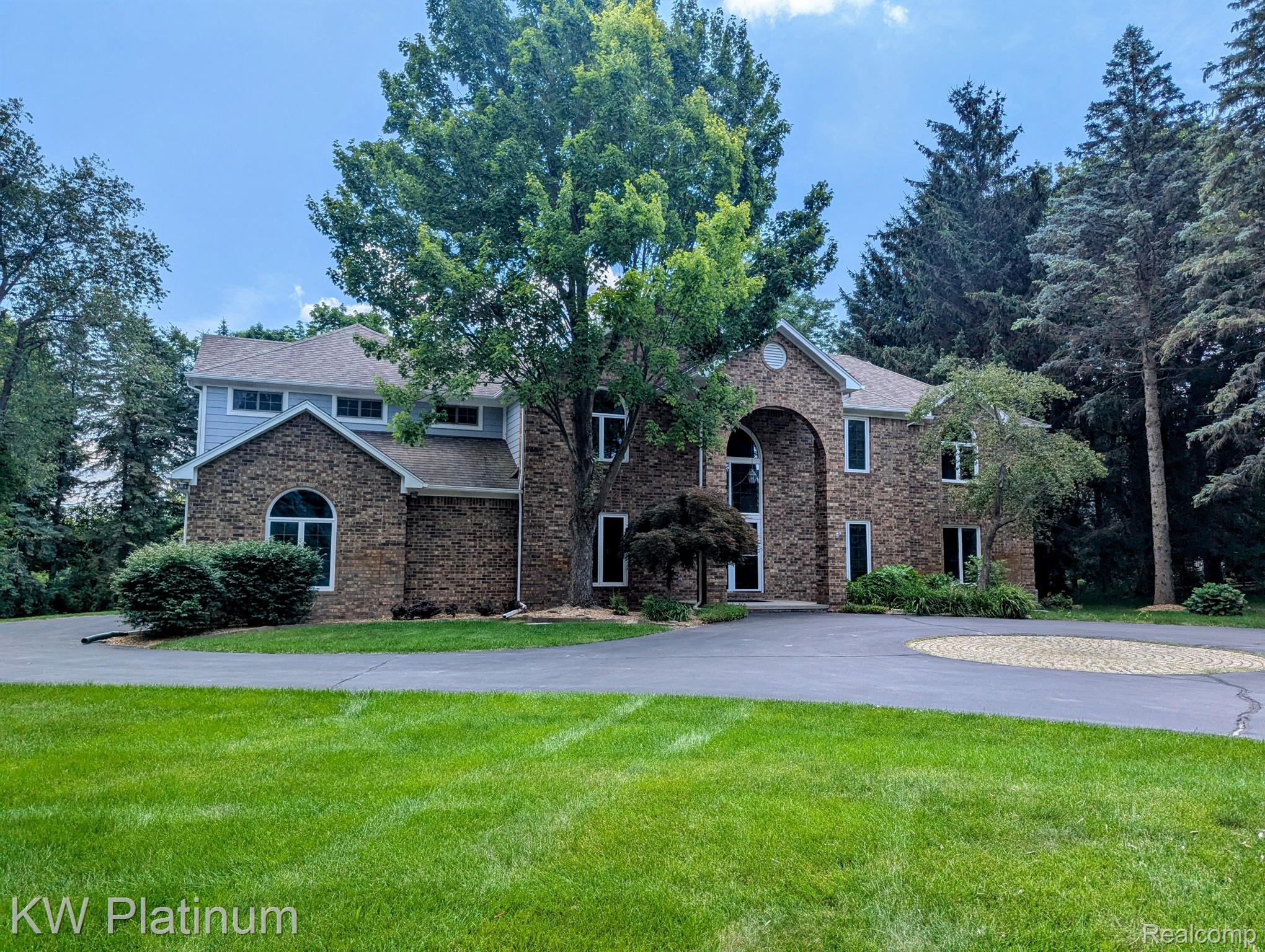4525 Valley View Rochester, MI 48306 - Photo 49 of 49 Gallery Image 49