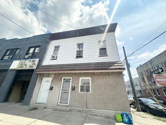 $799,000 | 490 John F. Kennedy Boulevard, Bayonne, NJ 07002