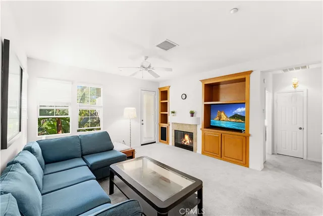 $1,085,000 | 32 Perennial, Irvine, CA 92603