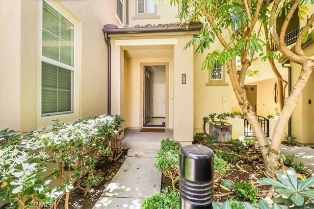 $1,085,000 | 32 Perennial, Irvine, CA 92603