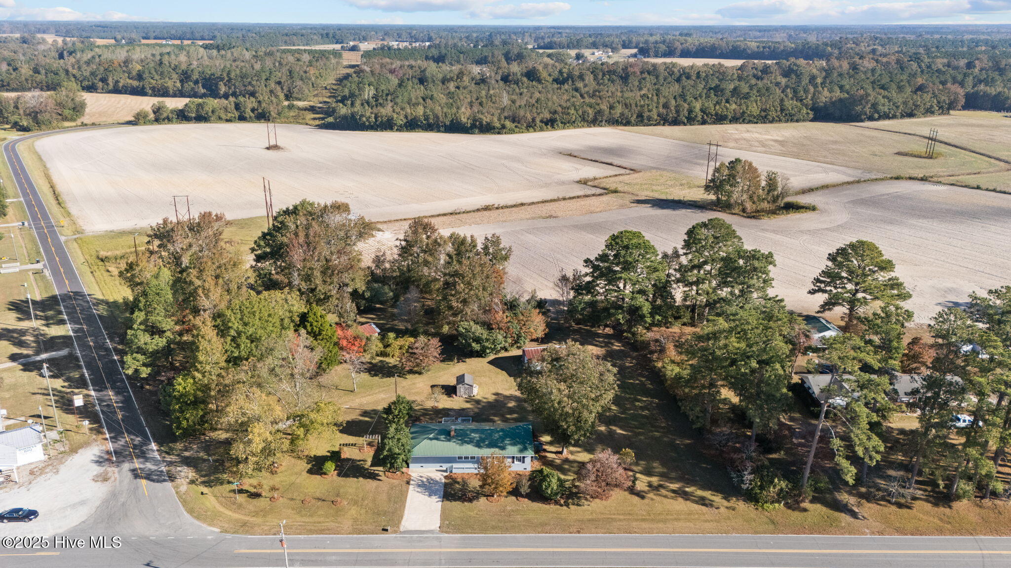 10827 County Home Road Ayden, NC 28513 - Photo 14 of 55 14-web-or-mls-DJI_20251022095426_0148_D