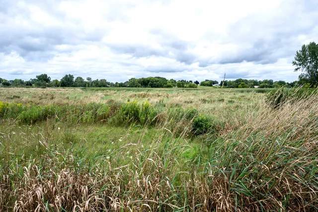 $249,900 | 325 Sunset Drive, Unit 330, Hartford, WI 53027