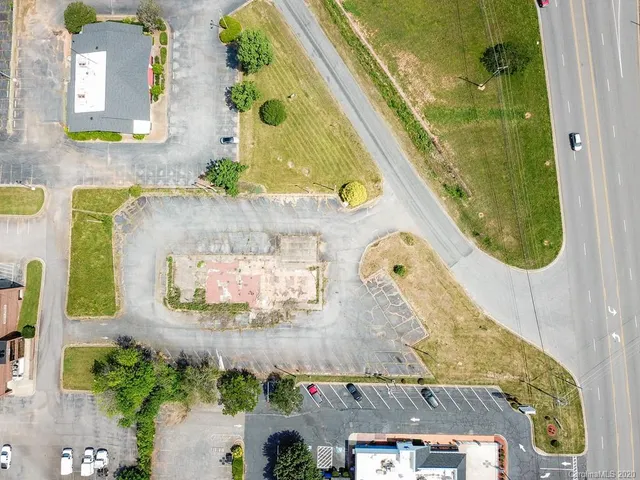 $199,000 | 3362 15th Ave Boulevard Southeast, Conover, NC 28613