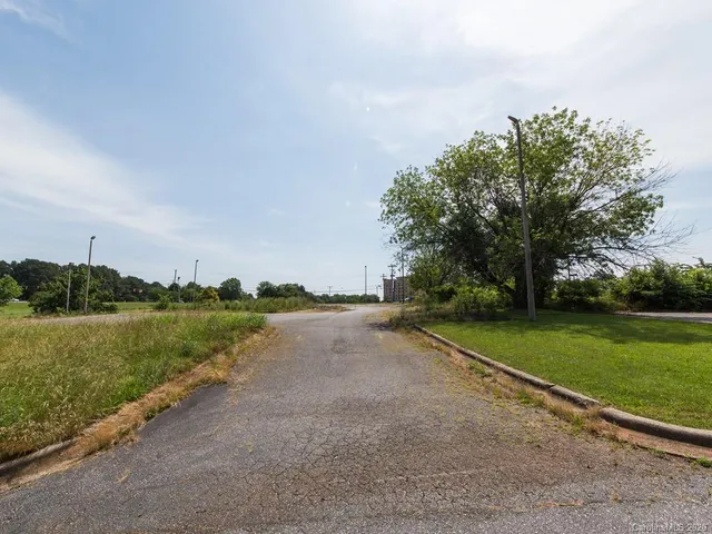 $199,000 | 3362 15th Ave Boulevard Southeast, Conover, NC 28613