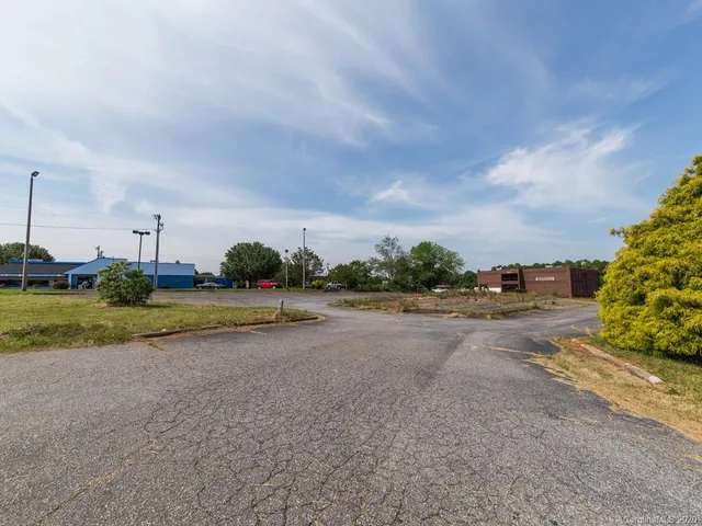 $199,000 | 3362 15th Ave Boulevard Southeast, Conover, NC 28613