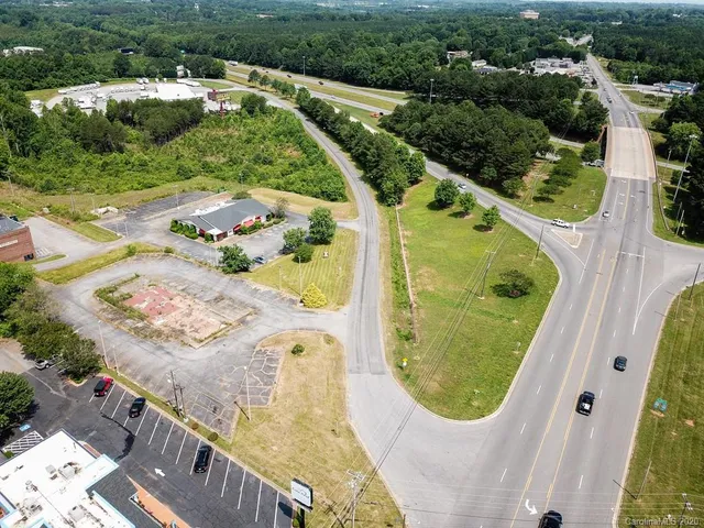 $199,000 | 3362 15th Ave Boulevard Southeast, Conover, NC 28613