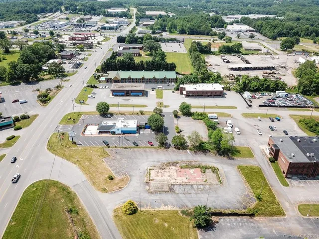 $199,000 | 3362 15th Ave Boulevard Southeast, Conover, NC 28613