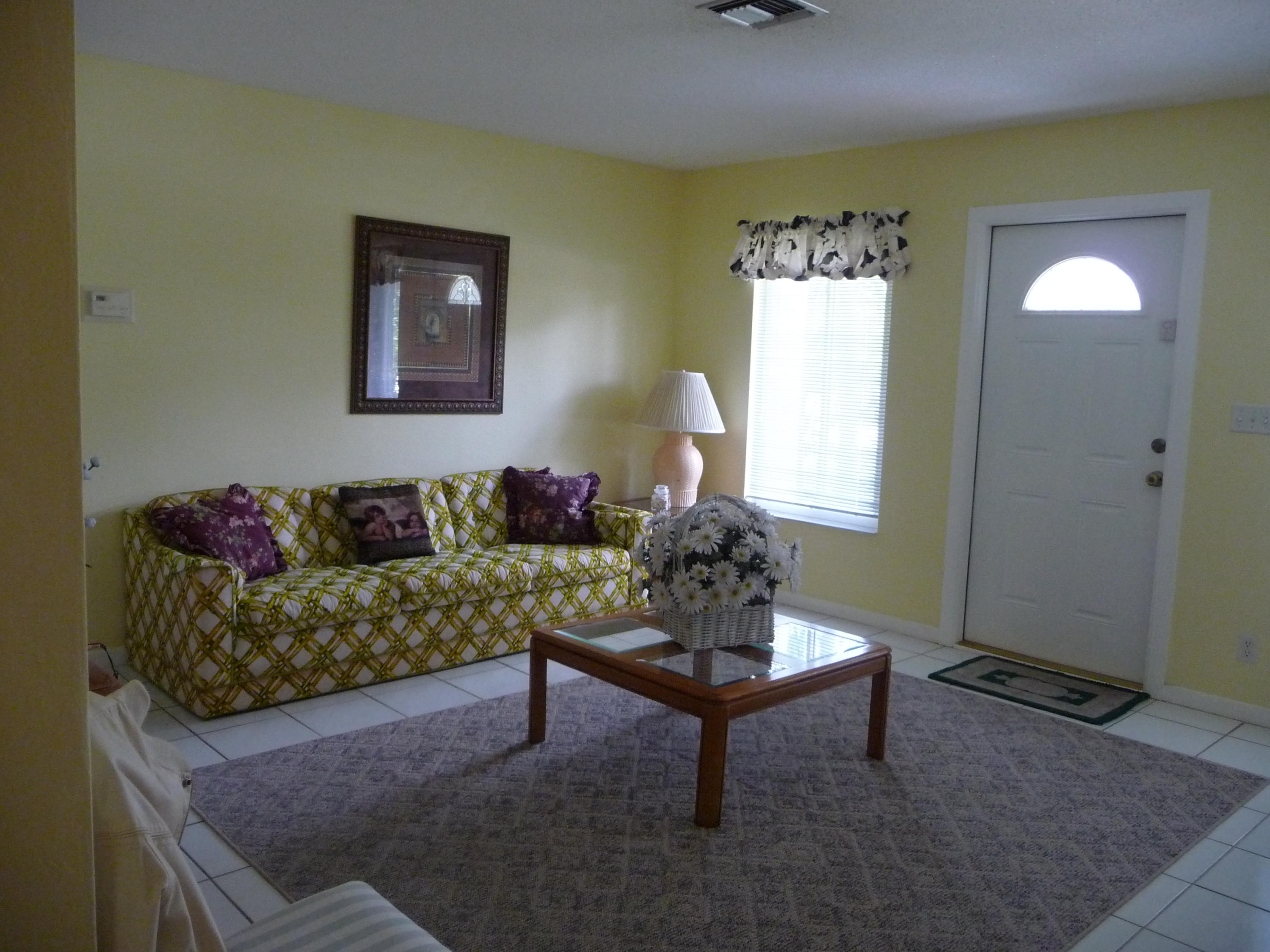 364 East Conference Drive Boca Raton, FL 33486 - Photo 2 of 8 Living Room