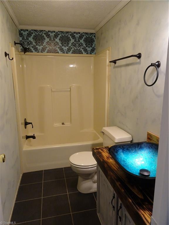 159 Nicholson Road Winston-Salem, NC 27107 - Photo 26 of 28 2nd bathroom in yellow house