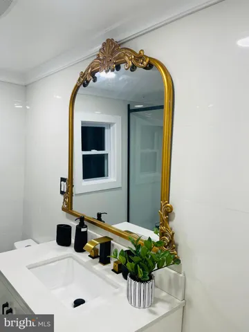 $1,300 | 2326 Fairview Street, Reading, PA 19609