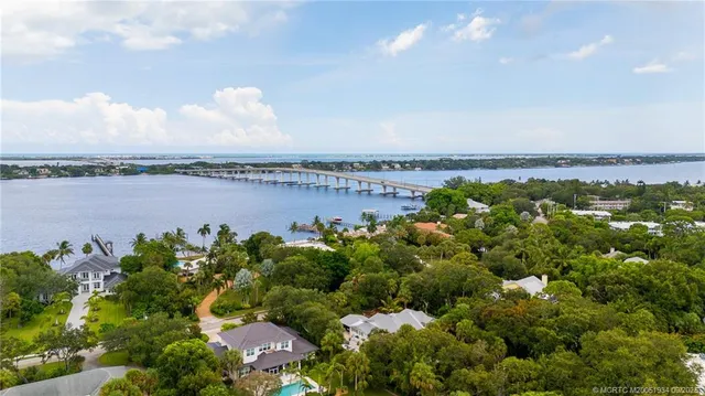 $169,000 | 2929 Southeast Ocean Boulevard, Unit 1436, Stuart, FL 34996
