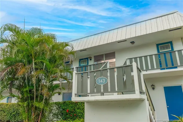 $169,000 | 2929 Southeast Ocean Boulevard, Unit 1436, Stuart, FL 34996