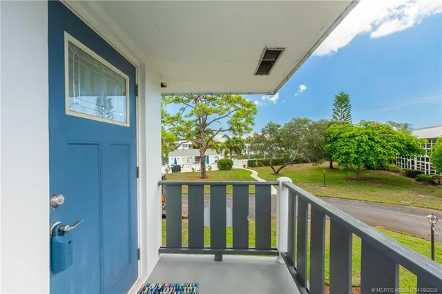 $169,000 | 2929 Southeast Ocean Boulevard, Unit 1436, Stuart, FL 34996