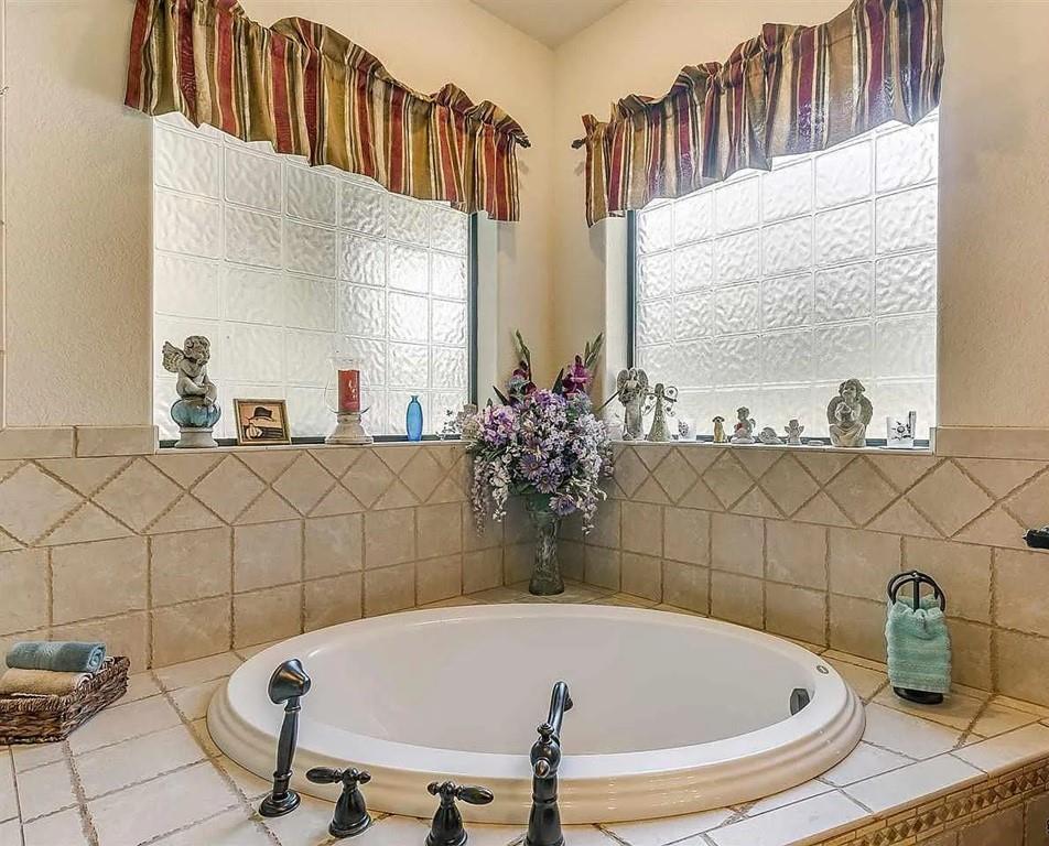 499 Ford Road Bowie, TX 76230 - Photo 20 of 40