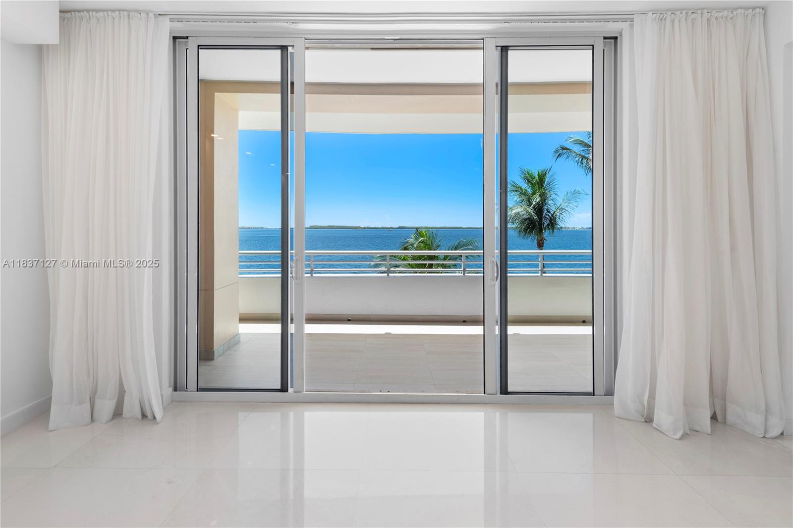 Brickell Miami, FL 33131 - Photo 25 of 65