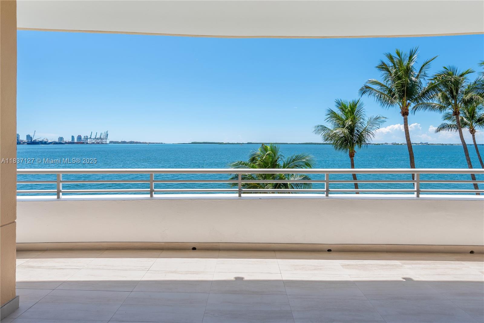 Brickell Miami, FL 33131 - Photo 26 of 65 a view of a living room