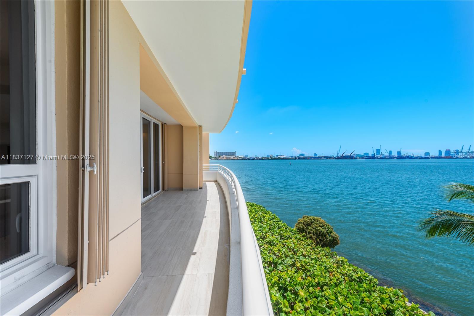 Brickell Miami, FL 33131 - Photo 30 of 65