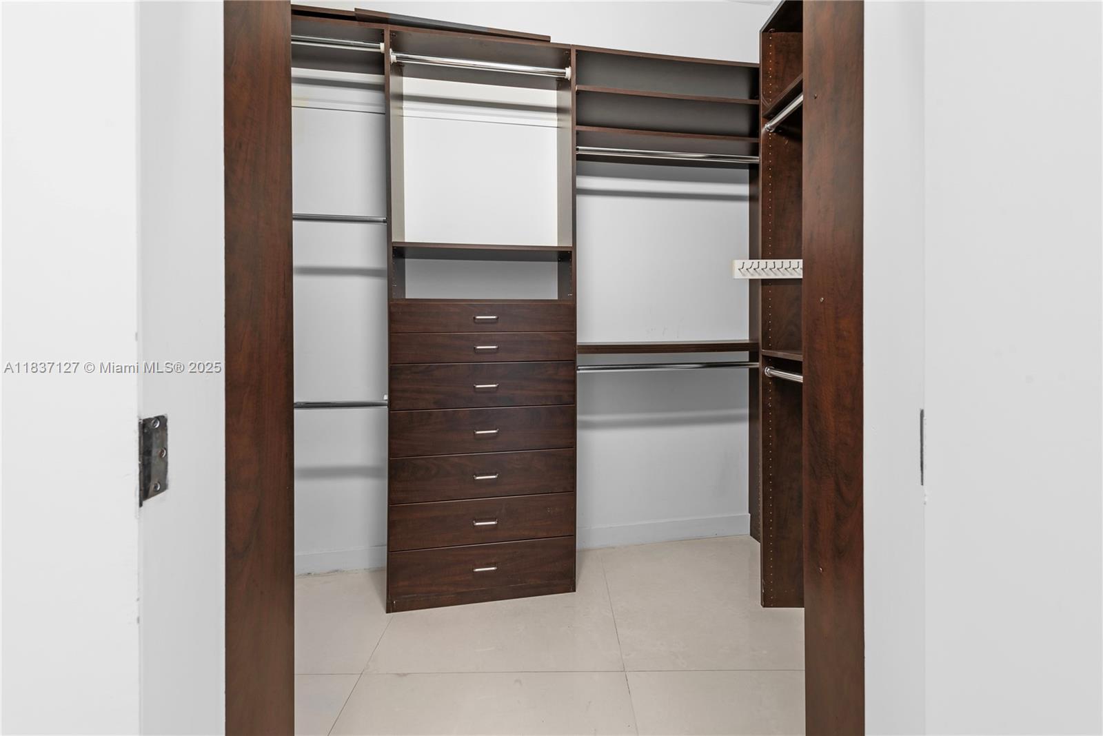 Brickell Miami, FL 33131 - Photo 44 of 65 a view of closet area