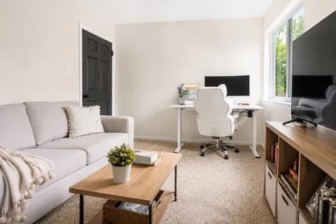$310,000 | 3515 Grove Oaks Drive, Houston, TX 77339