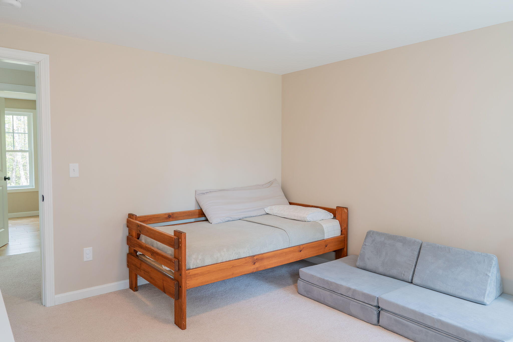 219 Dyer Road Biddeford, ME 04005 - Photo 15 of 51 33-web-or-mls-219 Dyer Rd52