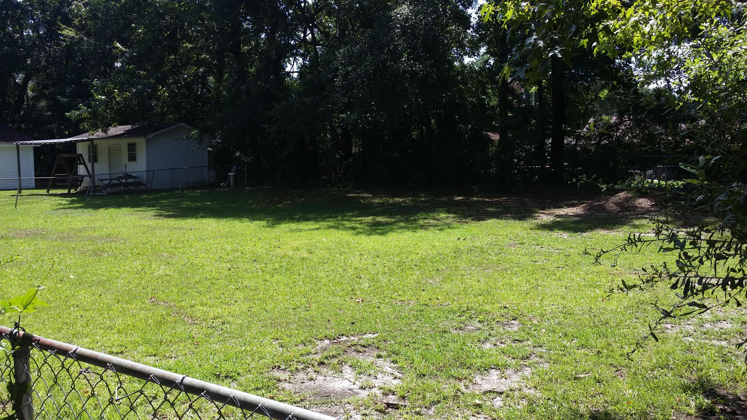 209 Farm Road Goose Creek, SC 29445 - Photo 3 of 8 20160728_113700