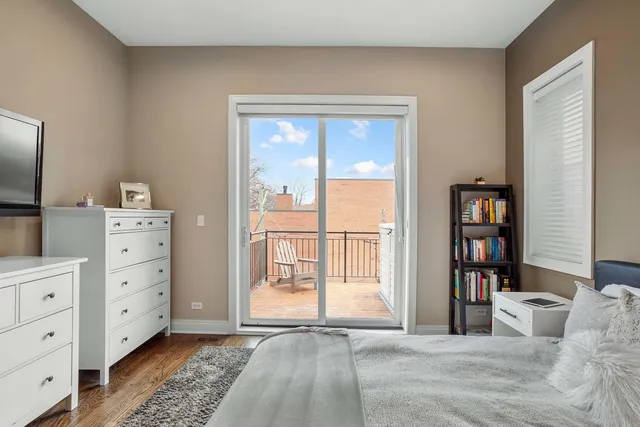 $825,000 | 2657 North Racine Avenue, Unit 3, Chicago, IL 60614