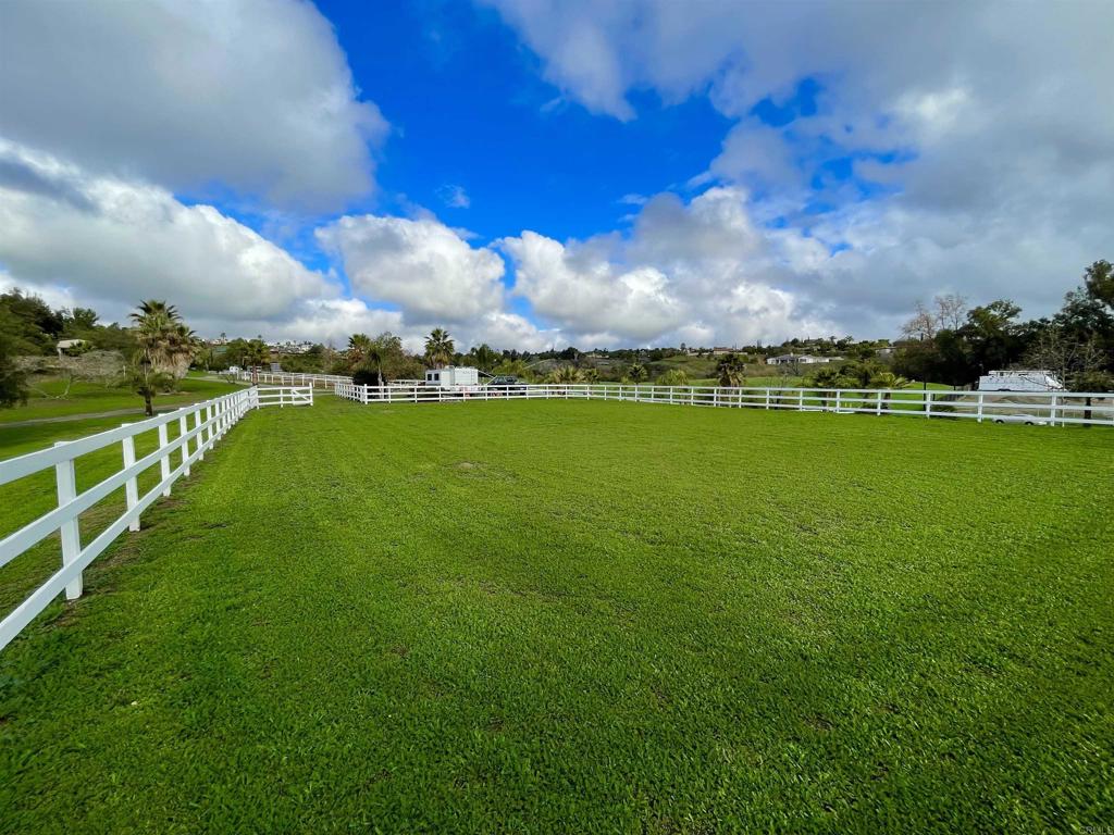 2357 Vía Monserate Fallbrook, CA 92028 - Photo 3 of 28 a view of an ocean and a houses