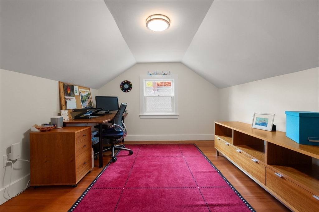 8 Charlotte Road Marblehead, MA 01945 - Photo 28 of 37 a workspace with furniture and window