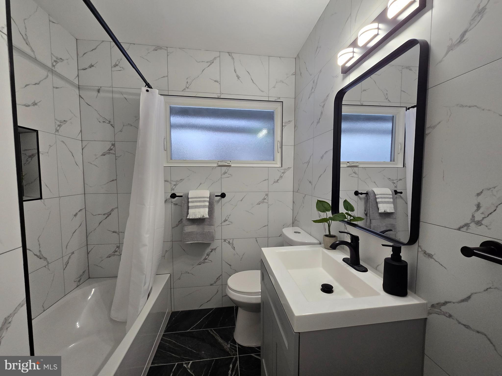 8004 Gladstone Road Glenside, PA 19038 - Photo 13 of 58