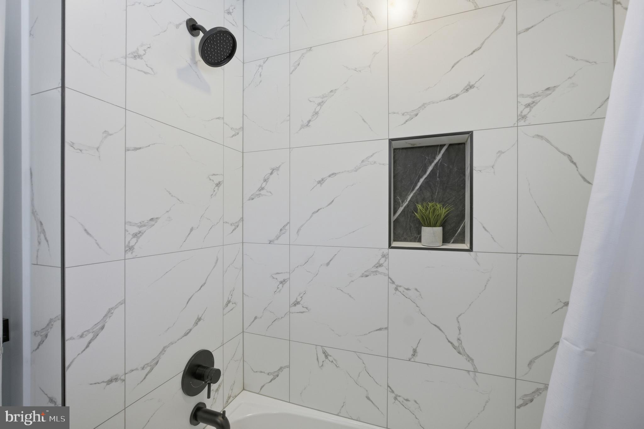 8004 Gladstone Road Glenside, PA 19038 - Photo 15 of 58