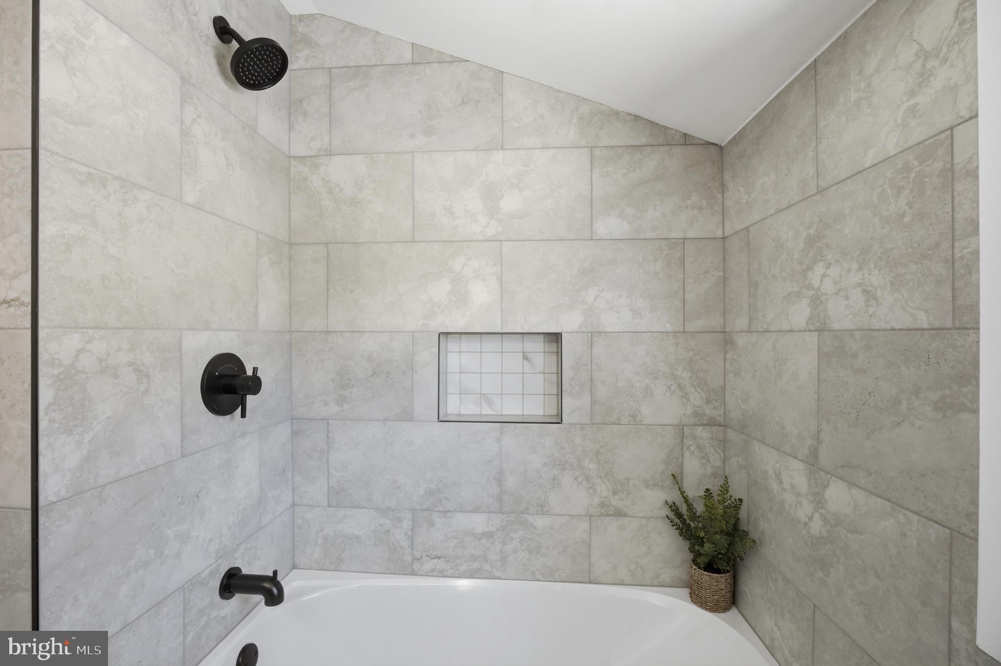 8004 Gladstone Road Glenside, PA 19038 - Photo 17 of 58