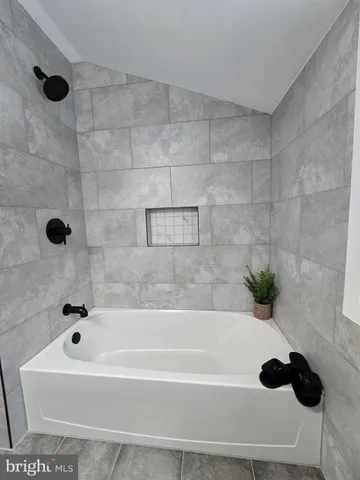 $627,000 | 8004 Gladstone Road, Glenside, PA 19038