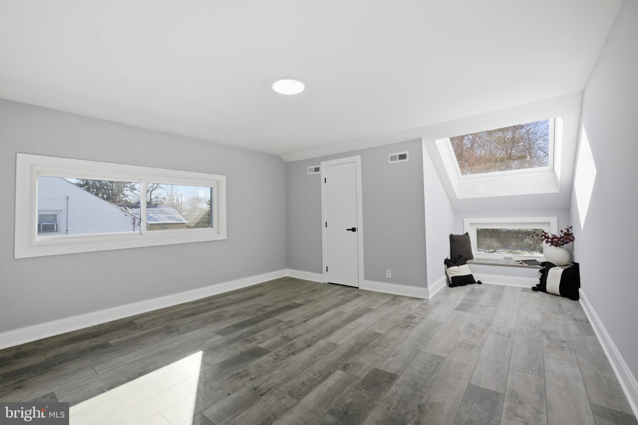 8004 Gladstone Road Glenside, PA 19038 - Photo 36 of 58