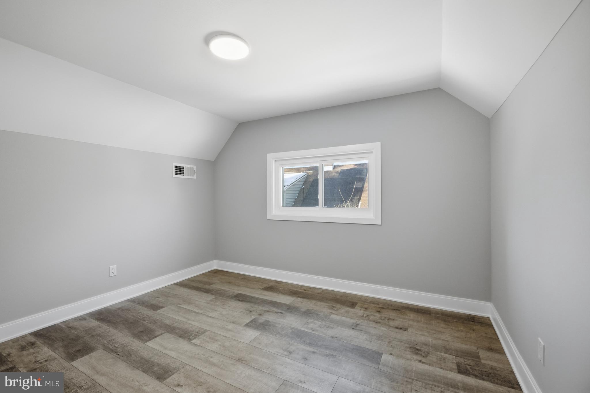 8004 Gladstone Road Glenside, PA 19038 - Photo 41 of 58