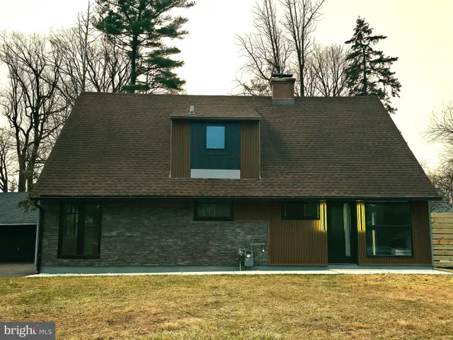 $627,000 | 8004 Gladstone Road, Glenside, PA 19038