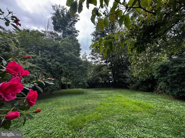 $627,000 | 8004 Gladstone Road, Glenside, PA 19038