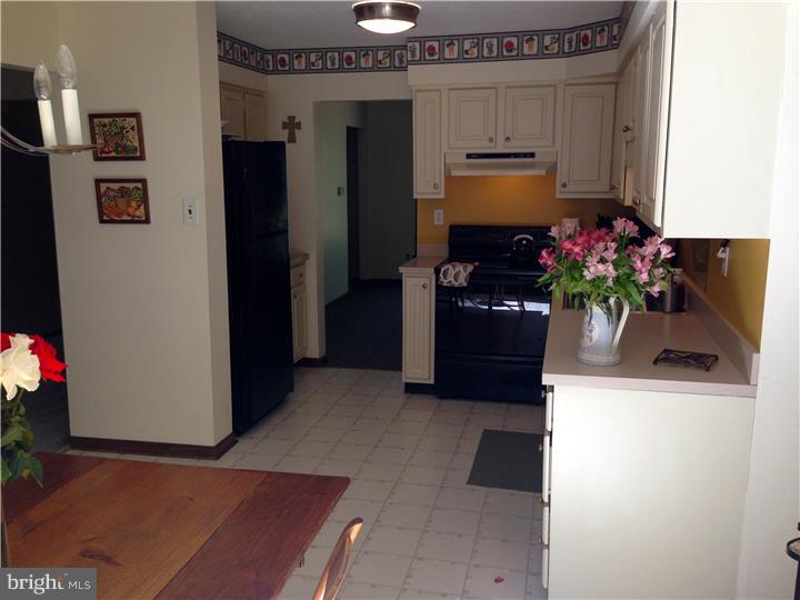11 Brotherton Road Shamong, NJ 08088 - Photo 8 of 25 Kitchen