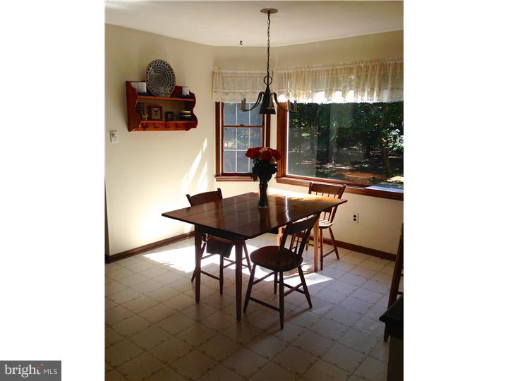 11 Brotherton Road Shamong, NJ 08088 - Photo 10 of 25 Breakfast Room